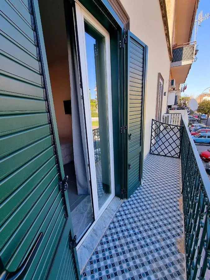 Archihouse Suites Naples 0*,