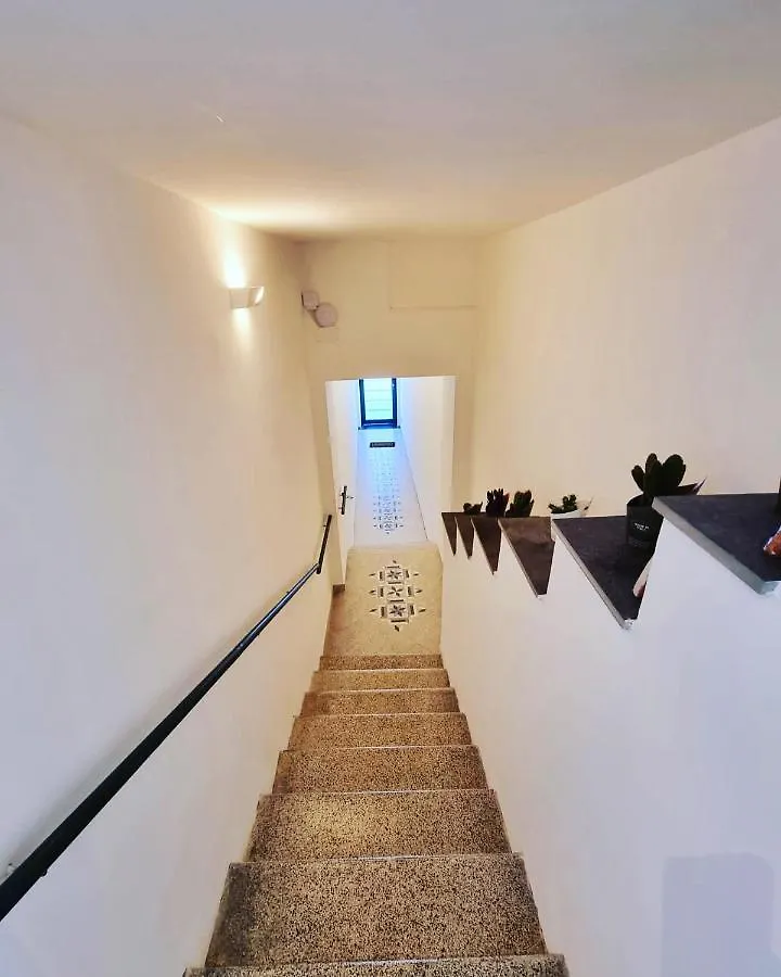 Archihouse Suites Napoli 0*,