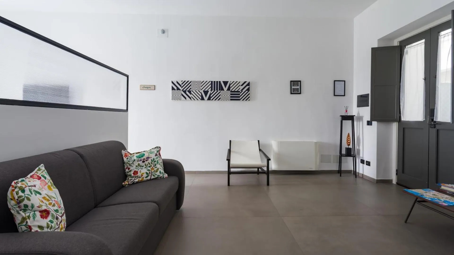Archihouse Suites Naples